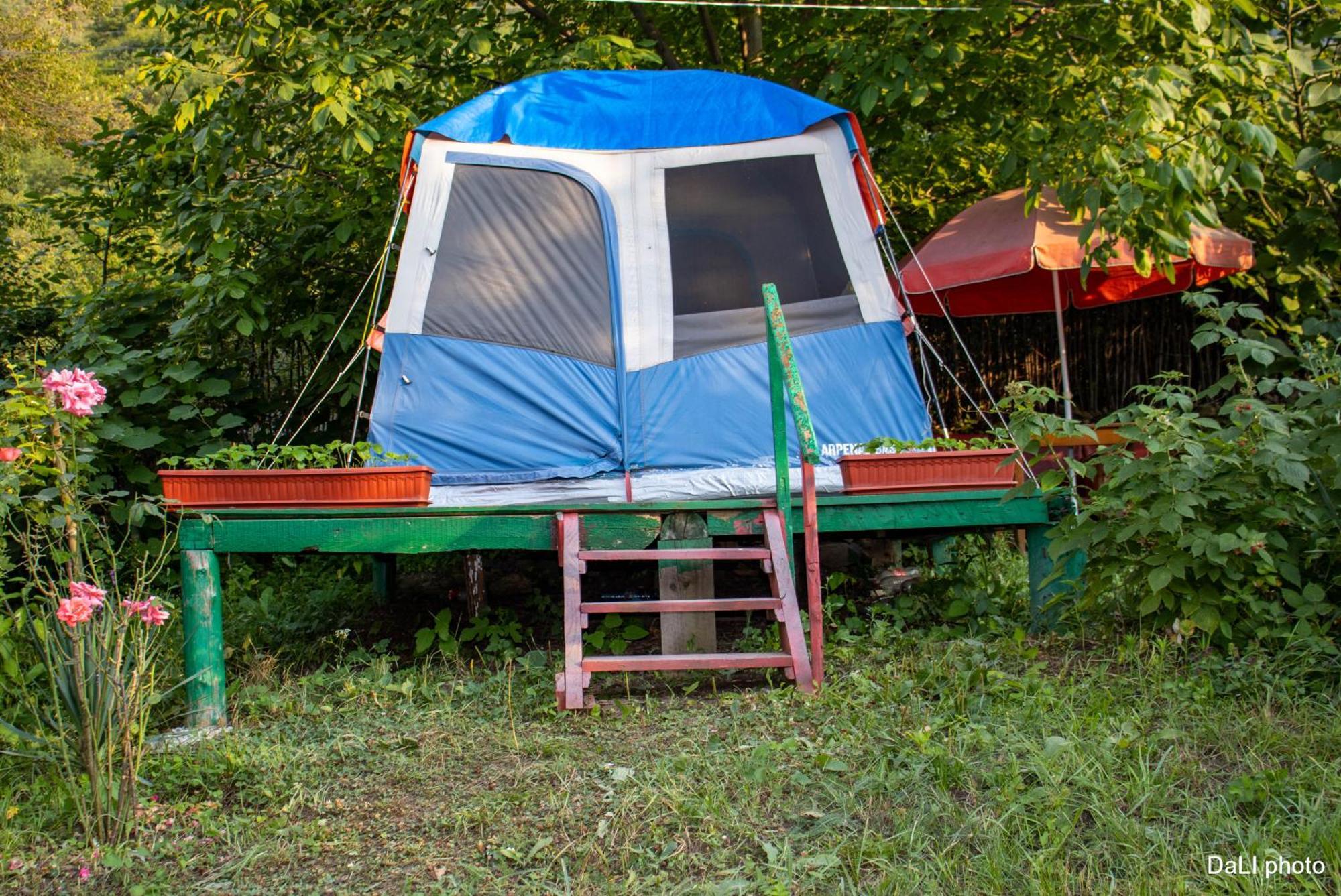 Tereza Glamping Hotell Sanain Exteriör bild