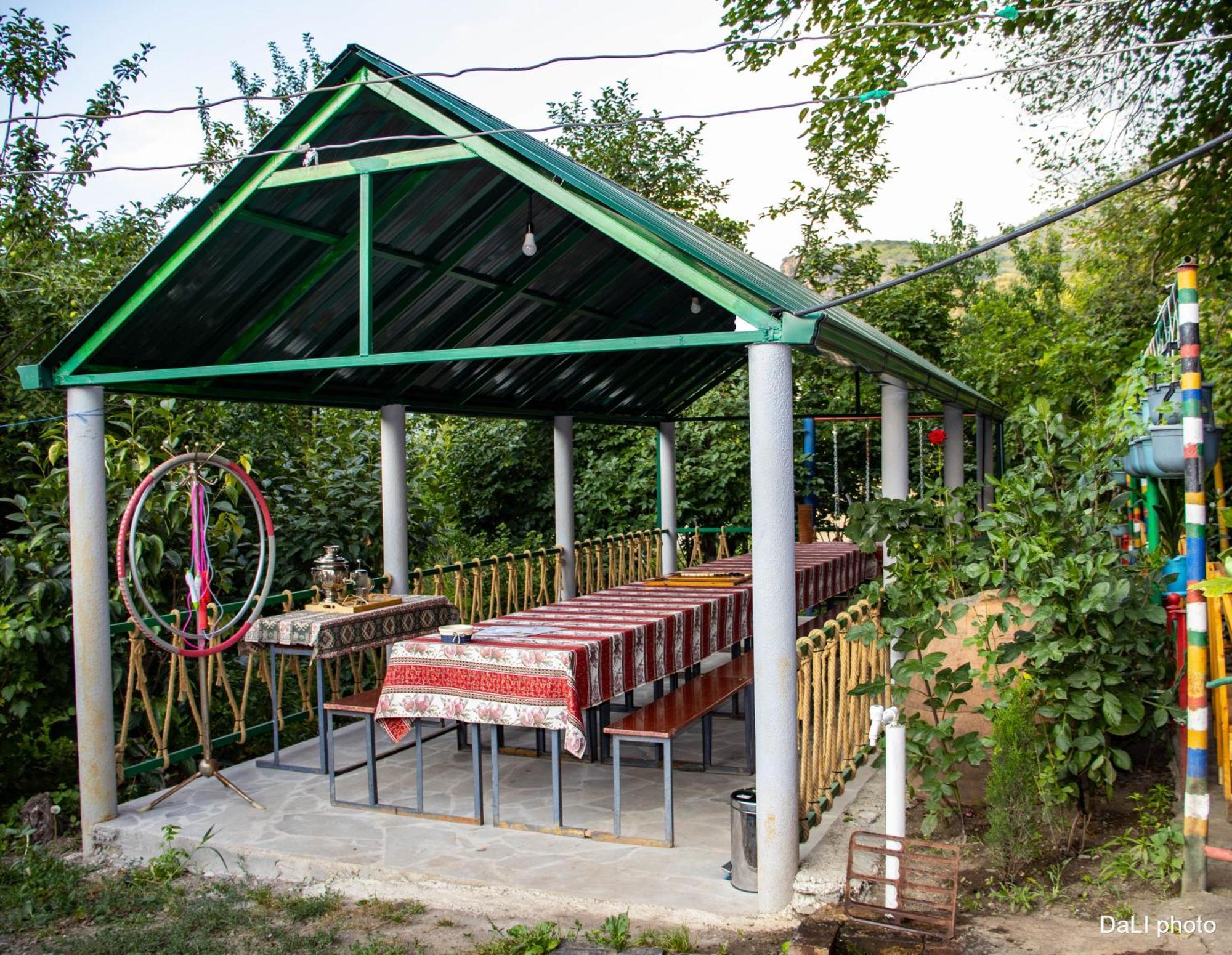 Tereza Glamping Hotell Sanain Exteriör bild